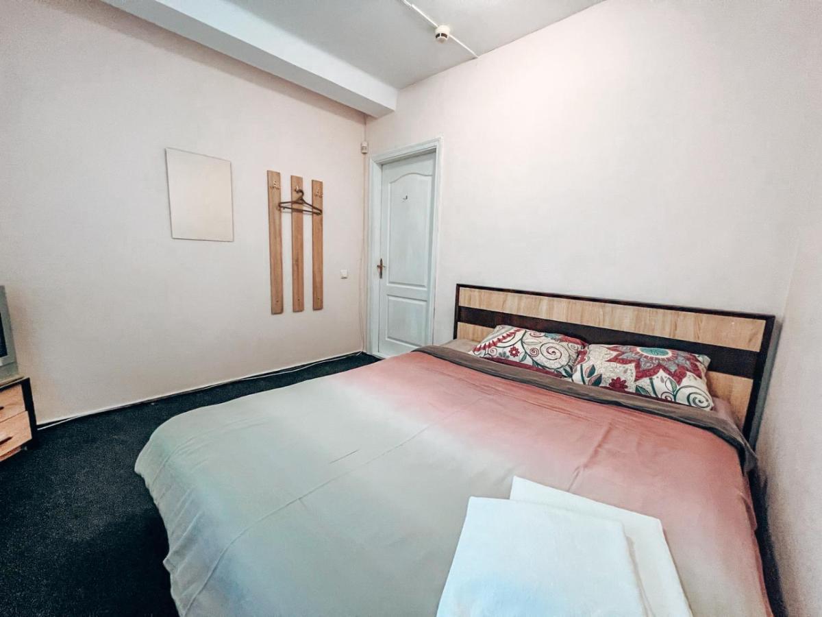 Guest House Near Railway Station Київ Екстер'єр фото