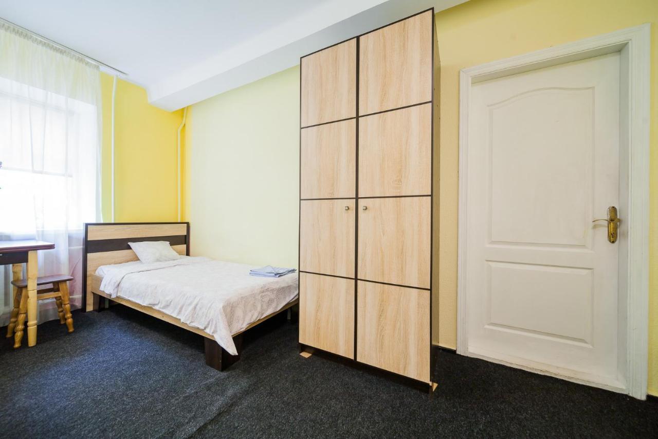 Guest House Near Railway Station Київ Екстер'єр фото